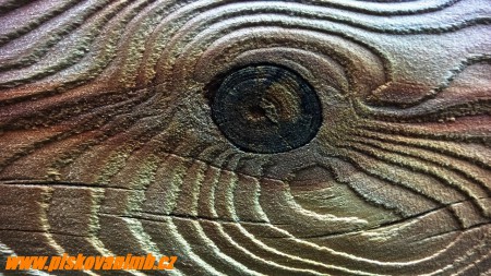 TRYSKÁNÍ NOVÝCH TRÁMŮ